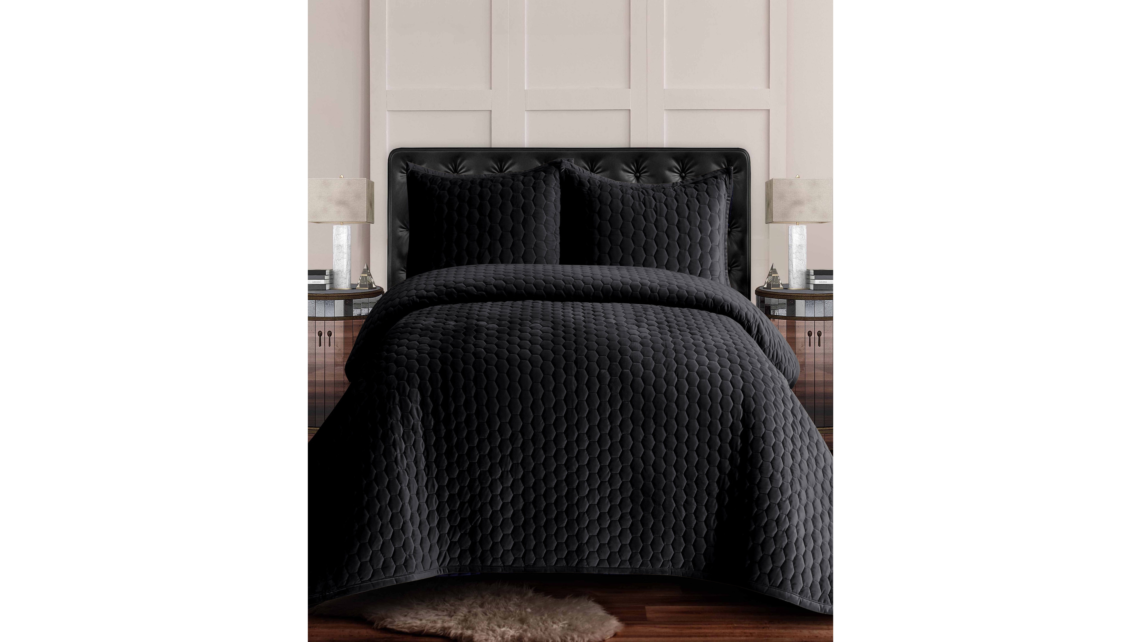 Tribeca Living Lugano Honeycomb Velvet Oversized Solid 3 piece Quilt Set, King