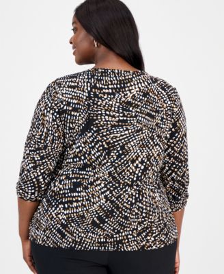 Plus Size Printed 3/4-Sleeve Top