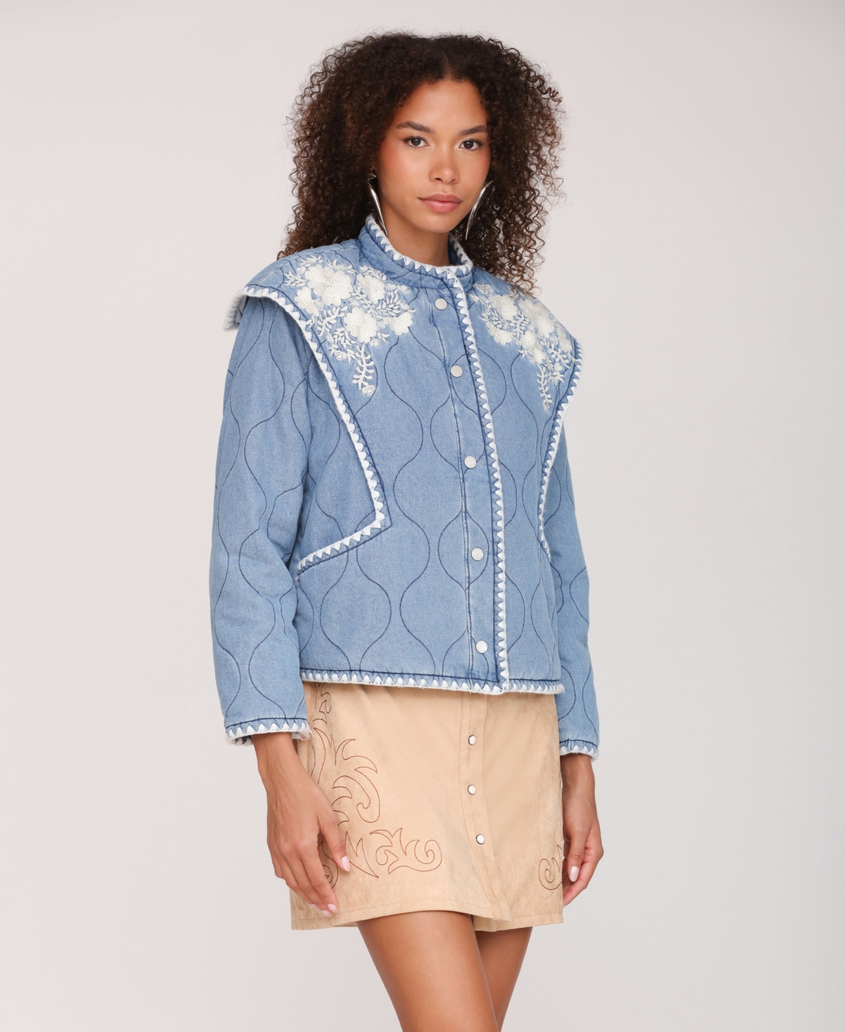 Avec Les Filles Women's Shoulder Flang Quilted Jacket In Blue