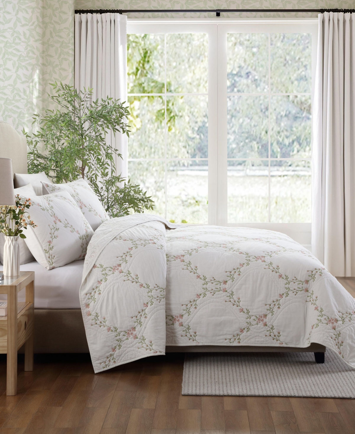 Laura Ashley Floral Embroidery Cotton 2-pc. Quilt Set, Twin In White