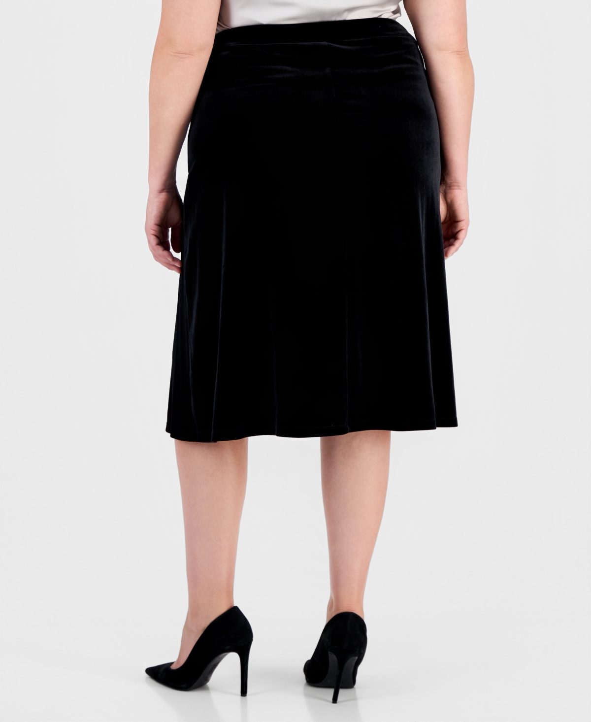 Kasper Plus Size Velvet Pull-on Midi Flair Skirt In Black
