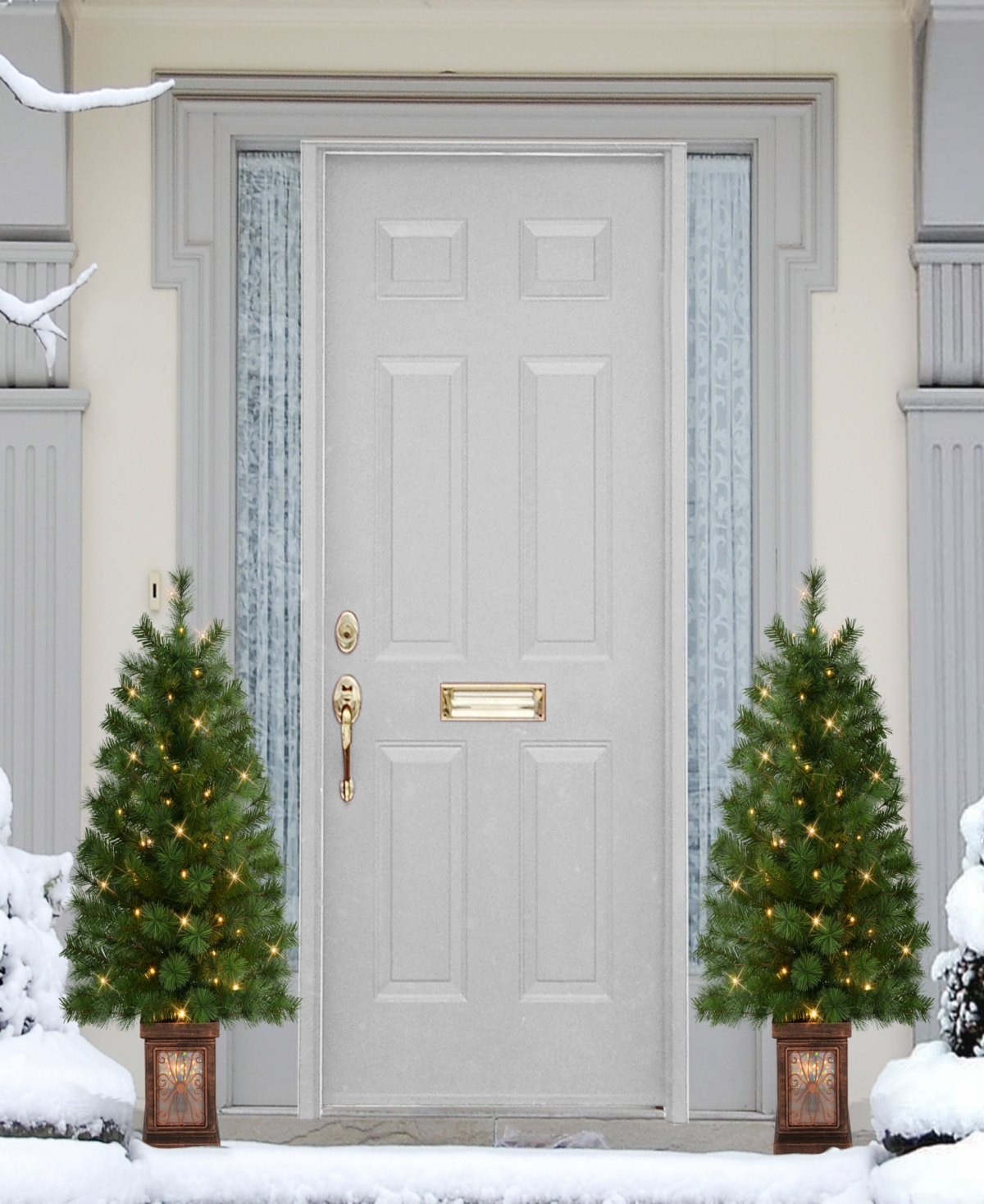 Puleo 3.5' Artificial Pre-Lit Potted Christmas Tree