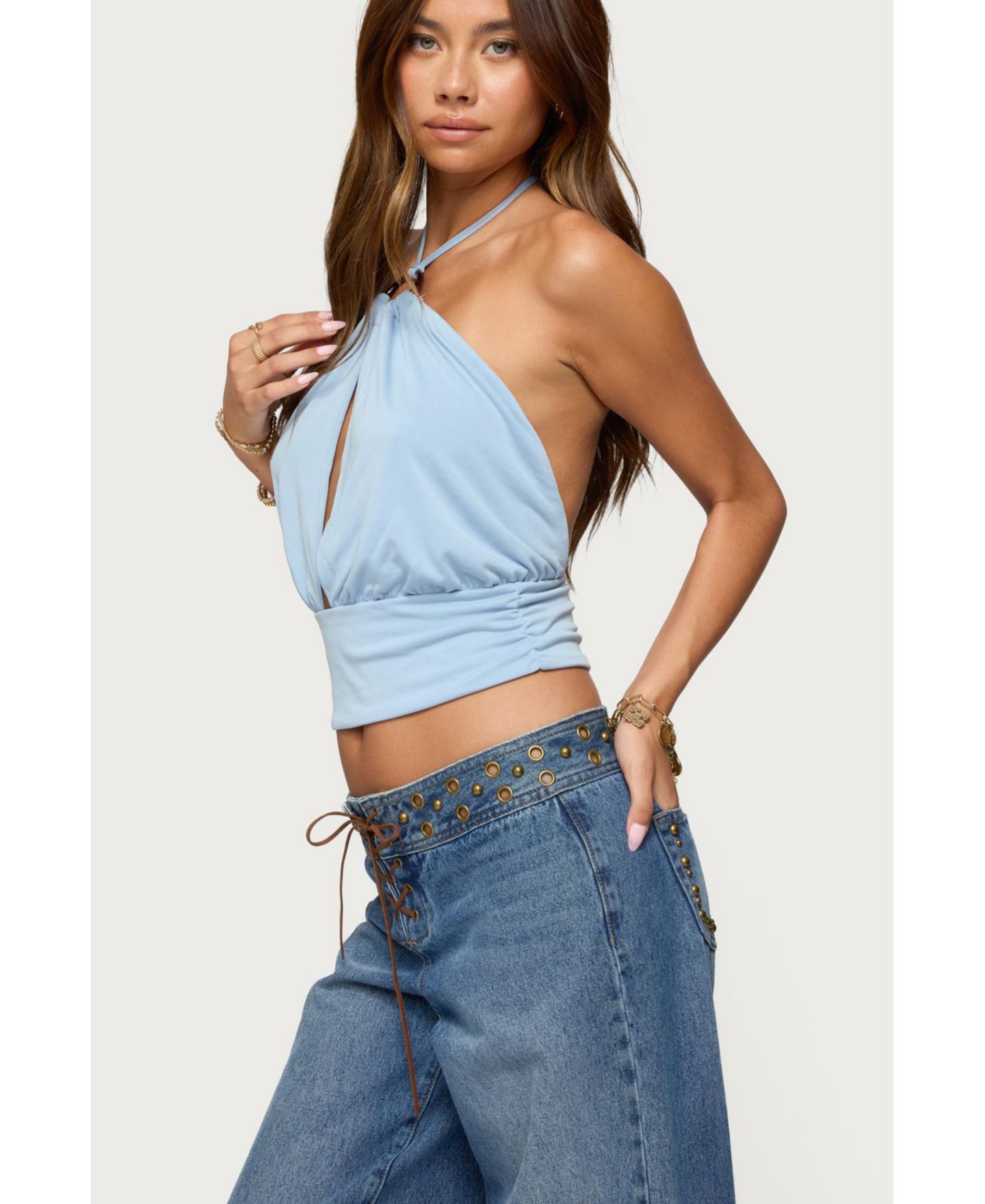 Женский топ Edikted Khalia Backless Cut Out Halter, цвет: Светлый синий — фото 4