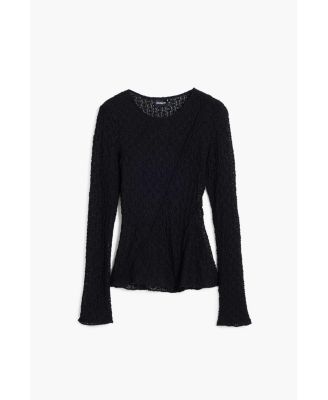 Women's T-shirt with cross seams