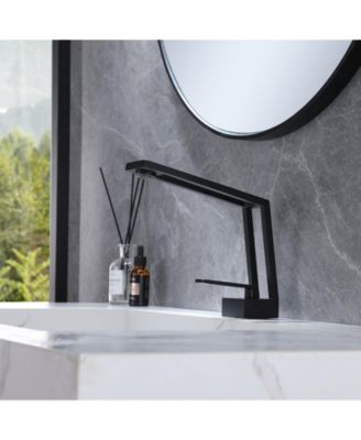 Single Hole Single-Handle Bathroom Faucet in Matte Black