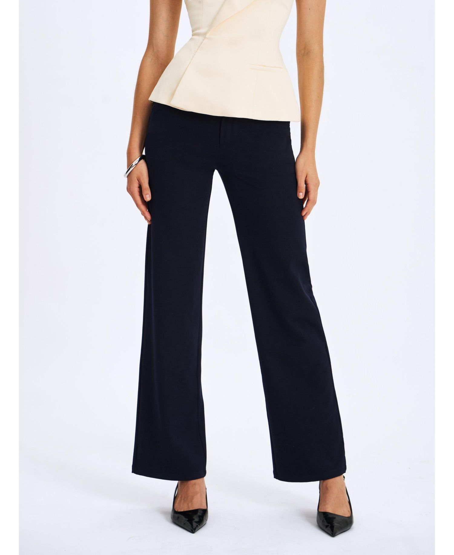Women Yanin Navy Low-Rise Straight Leg Pants