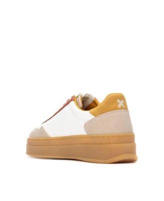 Women's Casual Sneakers By XTI