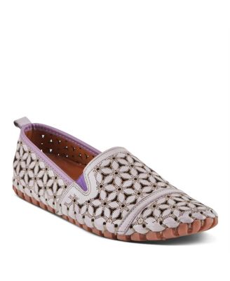 Flowerflow Laser-Cut Leather Loafer with Floral Detailing and Flexible Sole