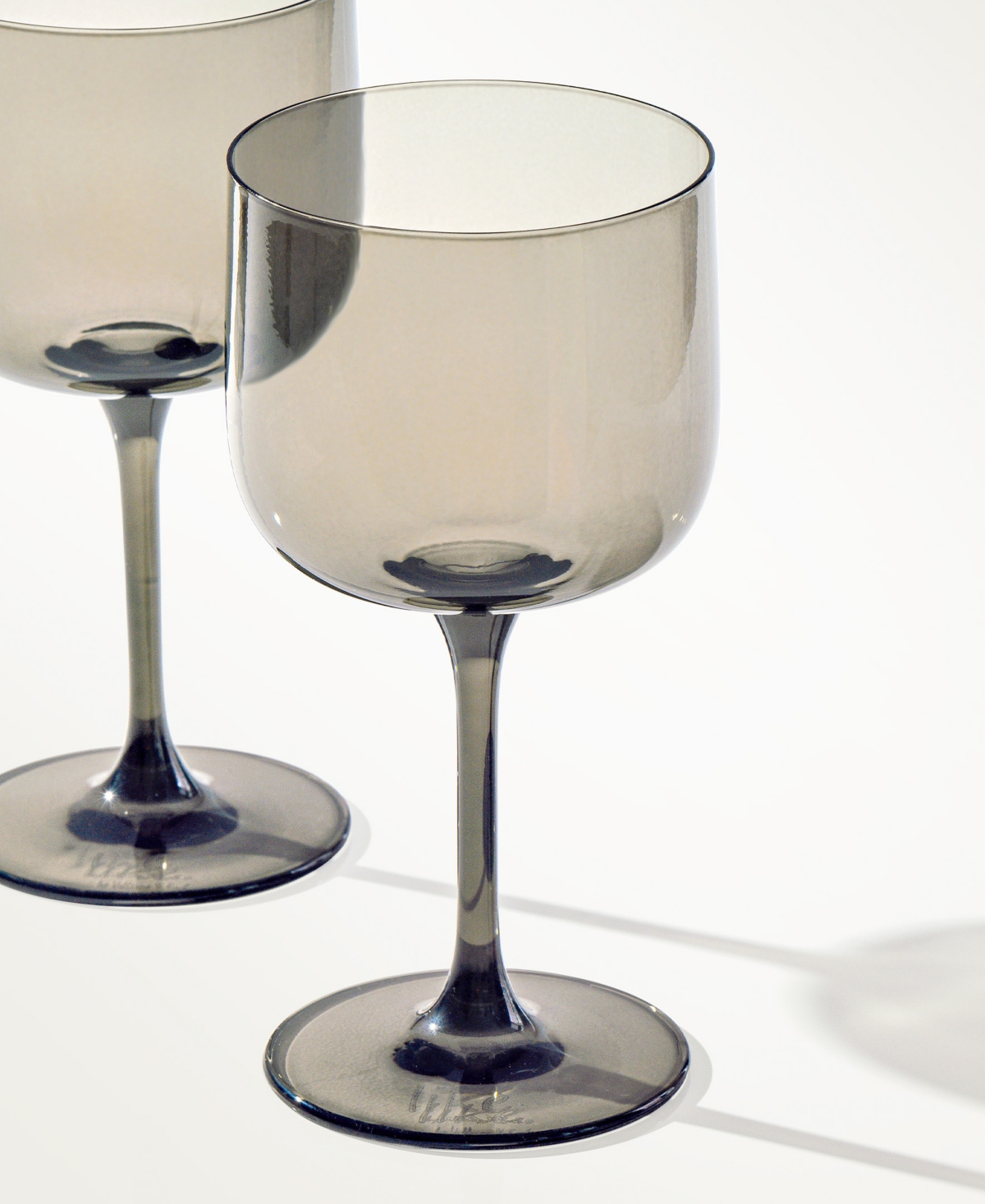 Villeroy & Boch Like Wine Glasses, Set Of 2 In Gray