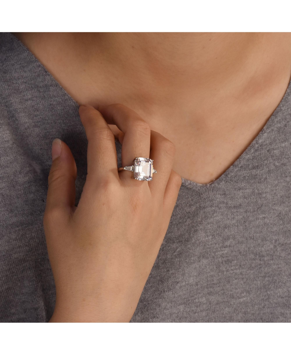 Bling Jewelry Art Deco Style 7CT Cz Emerald Cut Solitaire Statement Ring Sterling Silver Baguette Side Stones