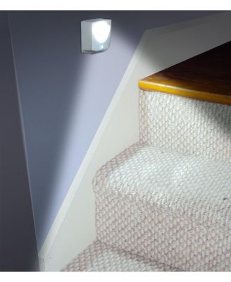 BATTERY-POWERED OUTDOOR NIGHT LIGHT - DARK BRONZE  - 3 PACK