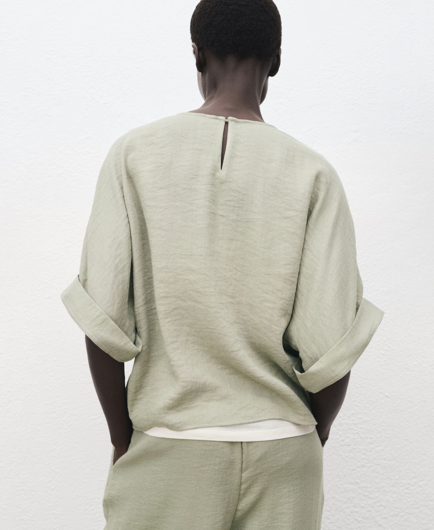 Women's Turn-Up Sleeves Oversized Blouse