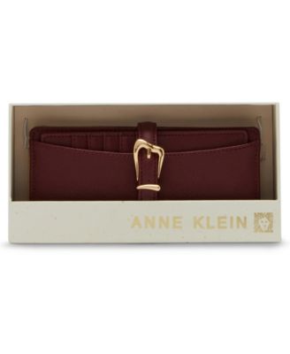 2 Piece Gift Set with Sculpted Buckle Wallet and Removeable Card Organizer