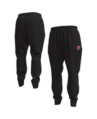 Under Armour - Men's Black Wisconsin Badgers Unstoppable Fleece Jogger Pants