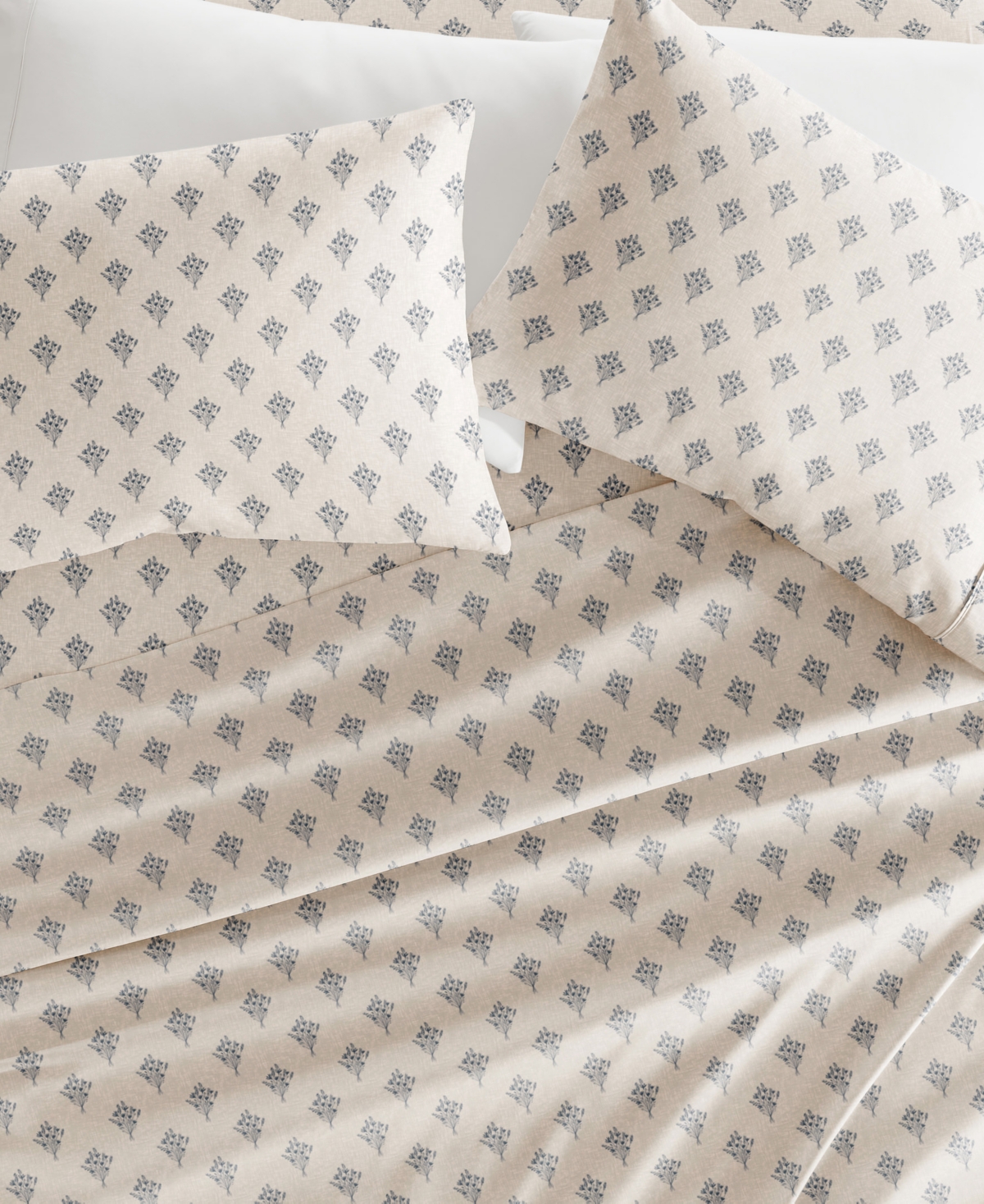 ienjoy Home Delicate Details 3-p.c. Sheet Set, Twin