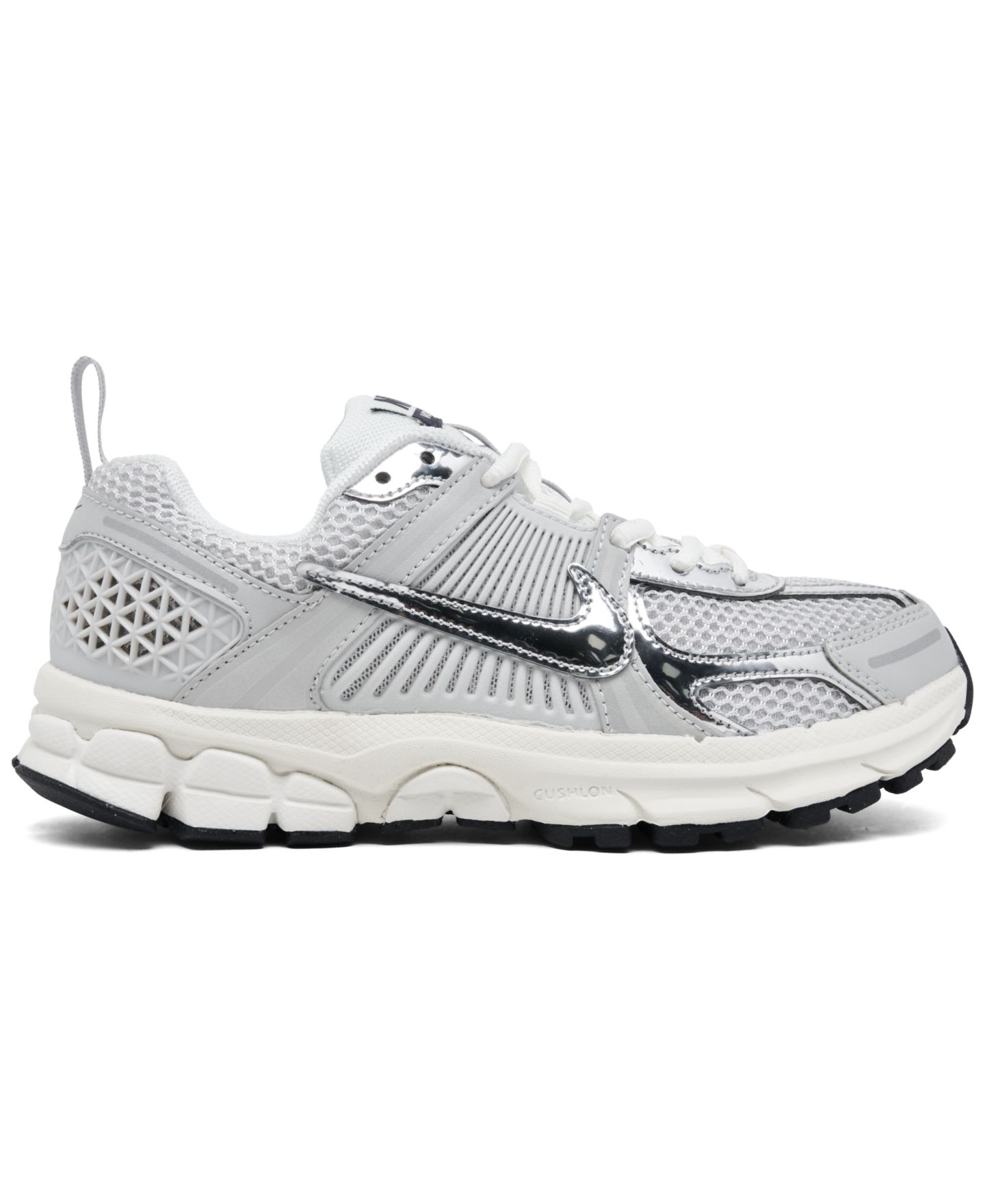 Детские беговые кроссовки Nike Vomero 5, цвет: Серебристый — фото 2