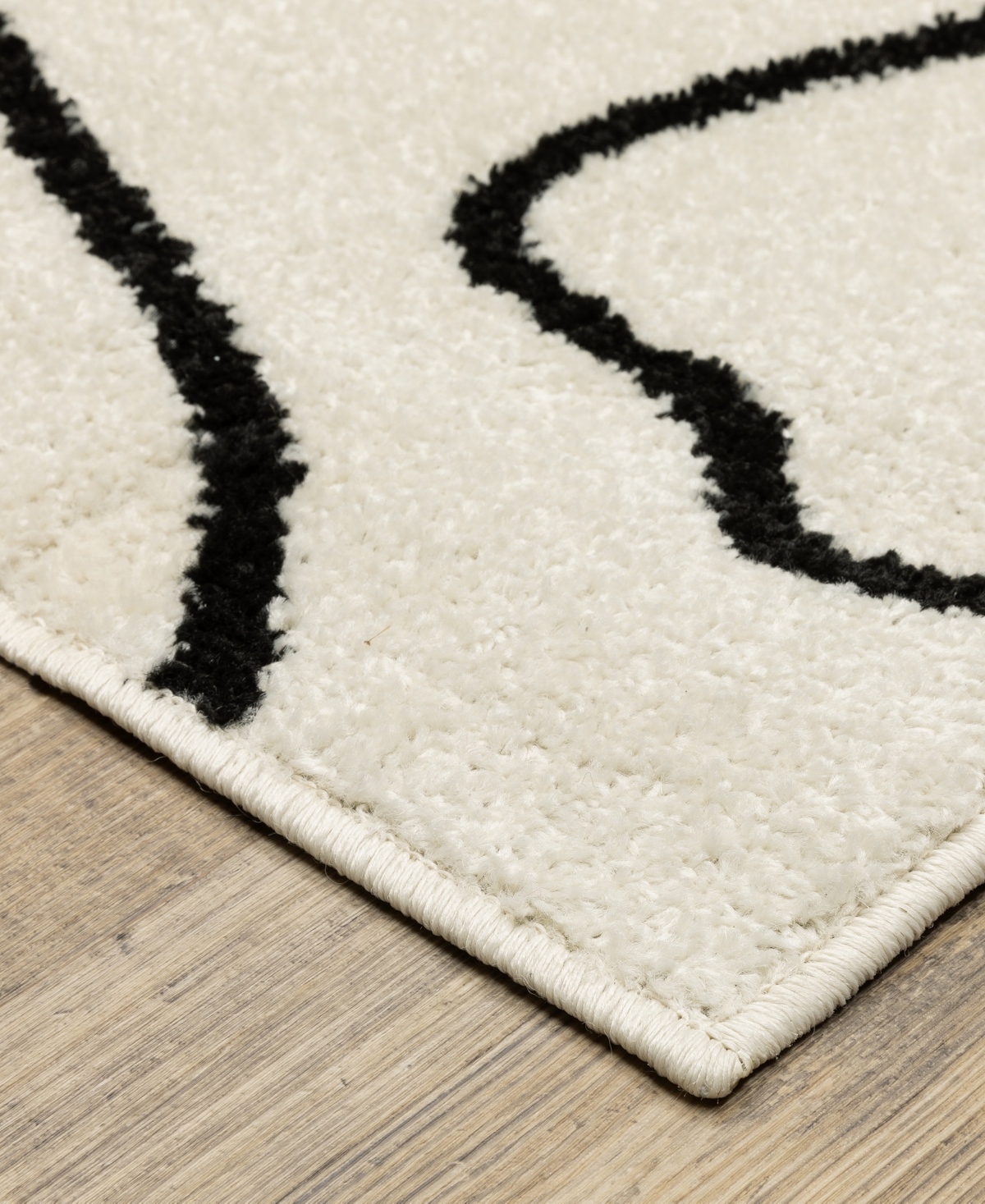 Oriental Weavers Quinn Qui12 5' X 8' Area Rug In Sand