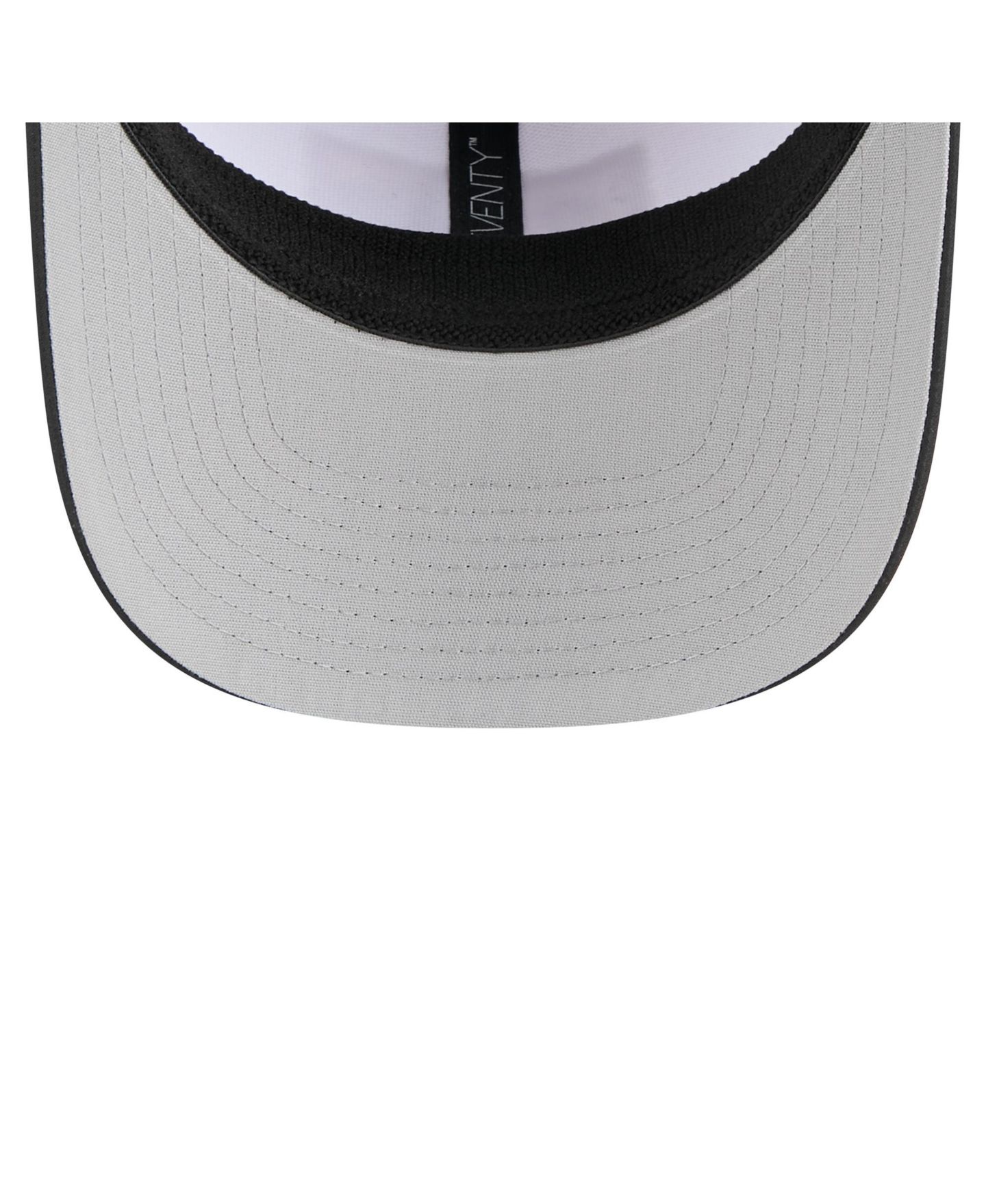 Мужская кепка New Era White/Black Iowa Hawkeyes Perforated Patched 9SEVENTY Adjustable Hat — фото 3
