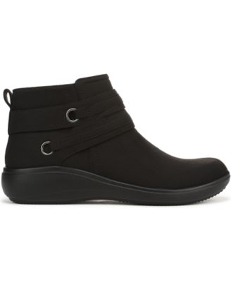Women's Brave Zipper Ankle Booties