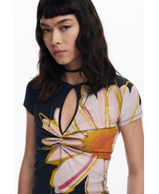 Women's Short-sleeve floral T-shirt with opening