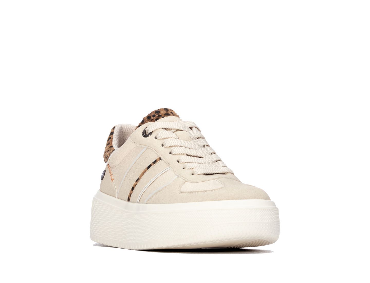 Женские кроссовки XTI Casual Sneakers Refresh Collection, цвет: Бежевый — фото 1