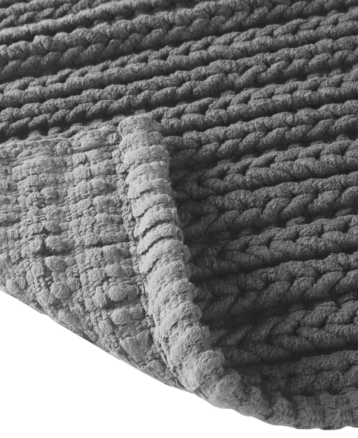 Madison Park Lasso Yarn-Dyed Cotton Chenille Bath Rug