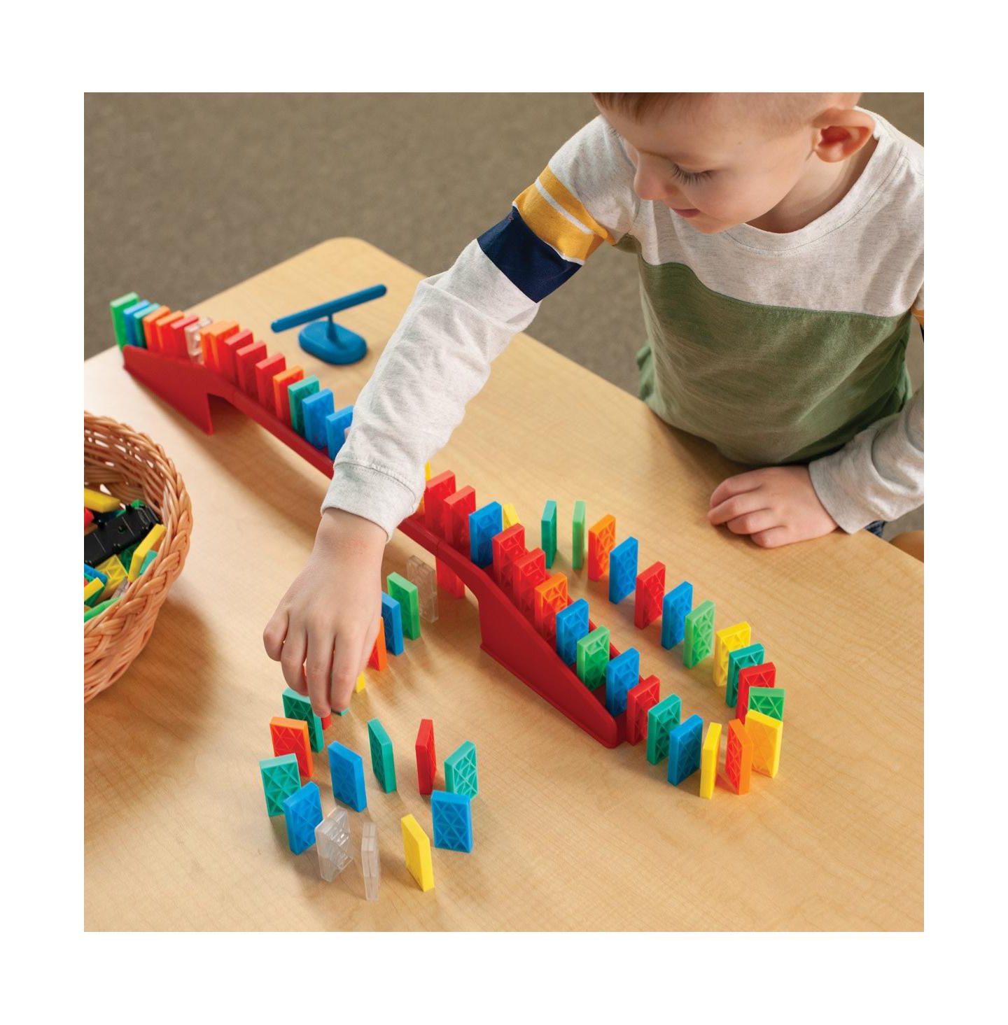 Детские конструкторы Atwood Toys Inc Kinetic Domino Toppling Kit - 204 Pieces — фото 8