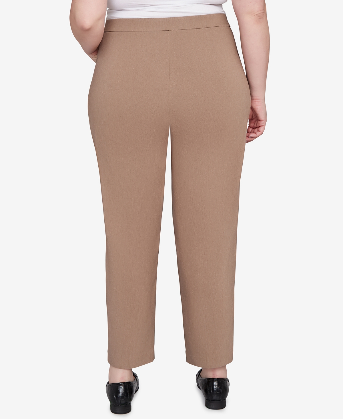 Alfred Dunner Plus Size Vienna Smooth Front Easy Fit Short Length Pant In Brown