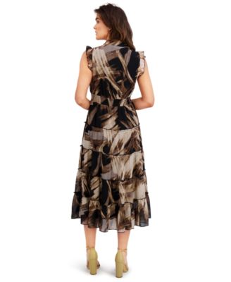 Petite Short Sleeve Tiered Midi Dress