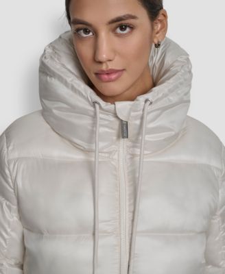 Women's Long Sleeve Quilted Puffer Jacket