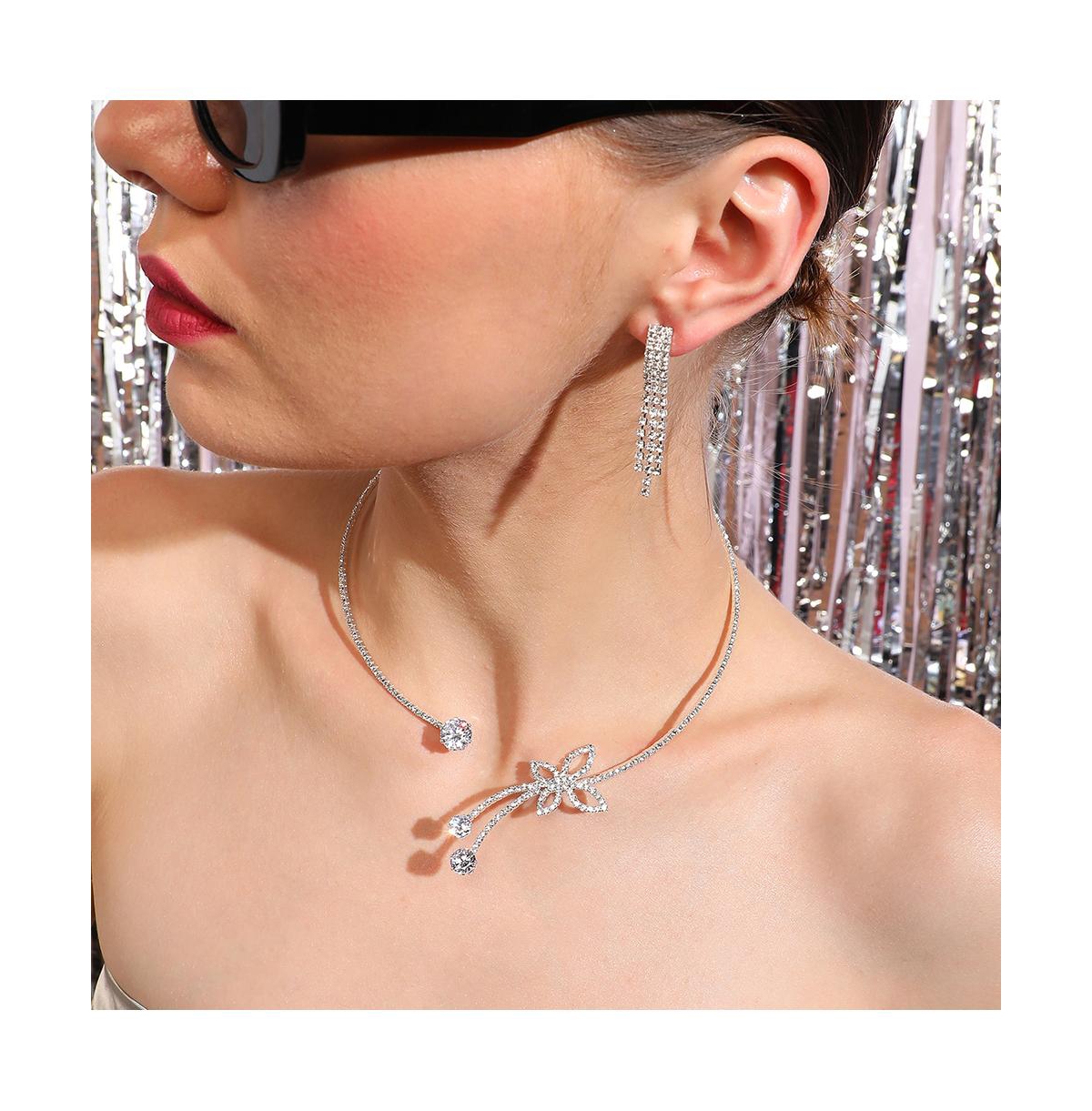 Sohi Women's Silver Bling Butterfly Necklace In Silver