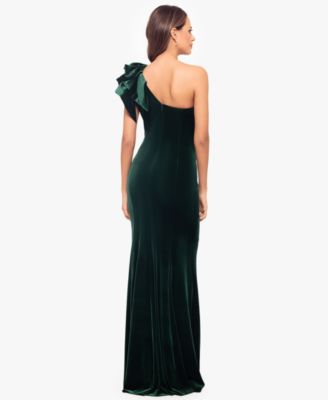 Women's Asymmetric Ruffled Sleeveless Velvet Gown