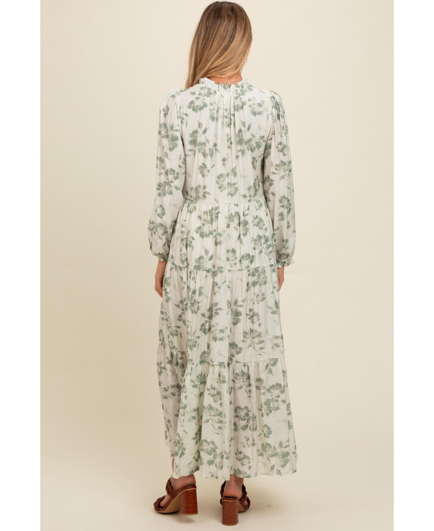 Женское платье Pinkblush Black Floral Button Front Tiered Long Sleeve Maxi, цвет: Оливковый зелёный — фото 6