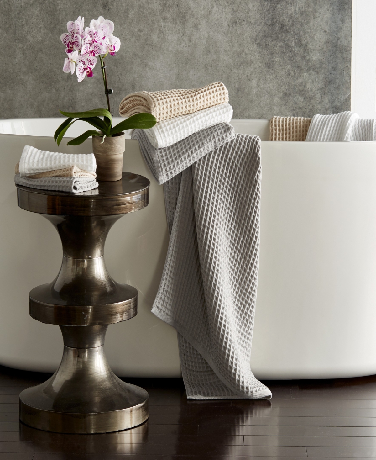 Uchino Air Waffle Hand Towel, 24" X 39" In Gray
