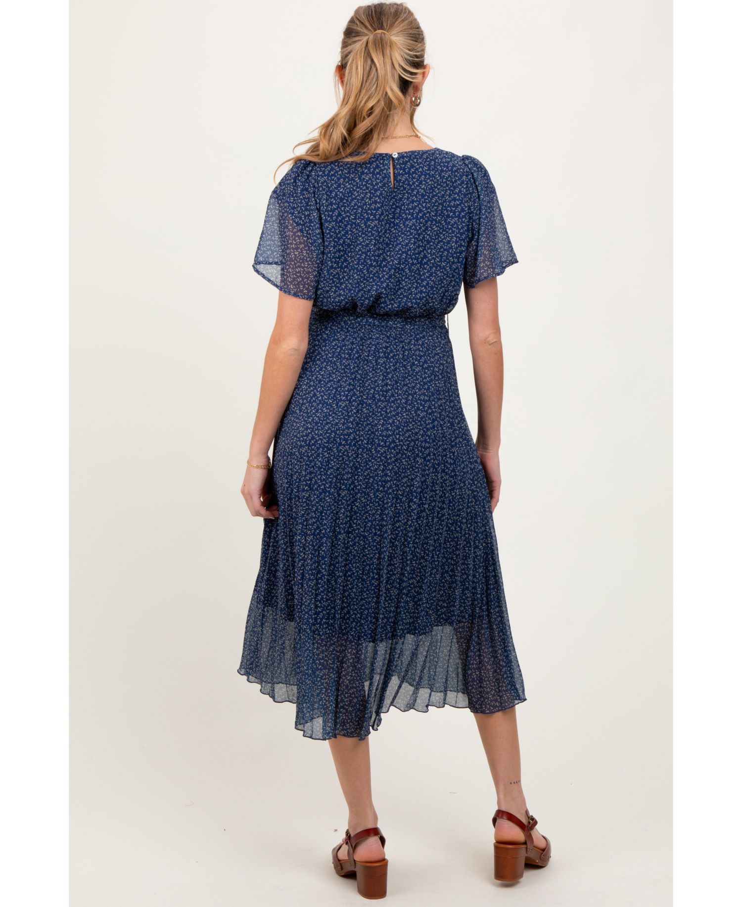 Women's Navy Leaf Print Pleated Midi Dress