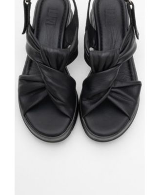 Oara Leather Sandal (Women)