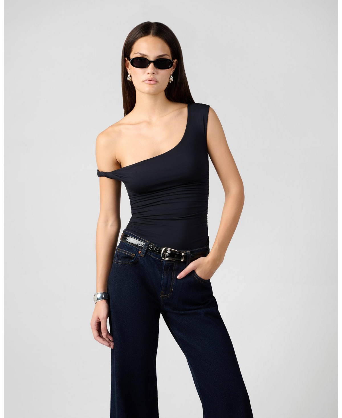 WeWoreWhat Women's Twisted Off The Shoulder Top