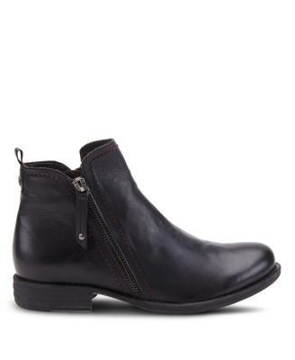Oziel Leather Bootie with Decorative Zipper and Chunky Sculpted Heel