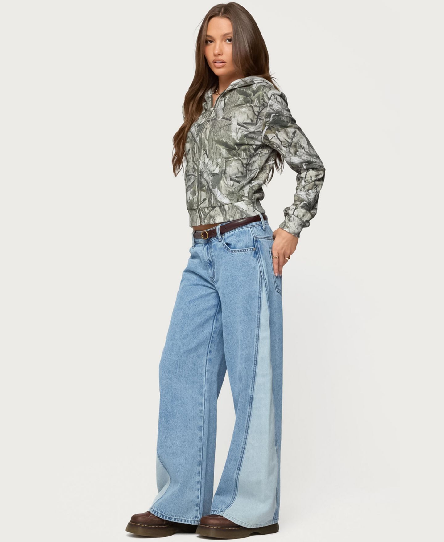 Женское худи Edikted Tayler Camo Zip Up, цвет: Оливковый — фото 4