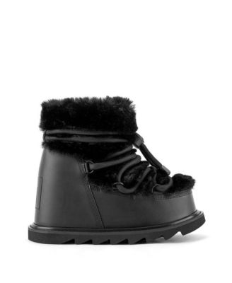 United Nude