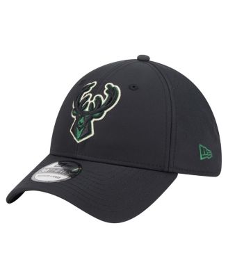New Era - Men's Black Milwaukee Bucks Night 39THIRTY Flex Hat