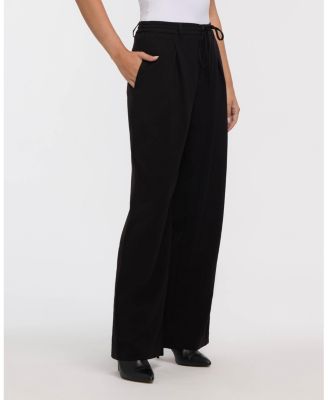 Women's Pleated Wide Leg Pant