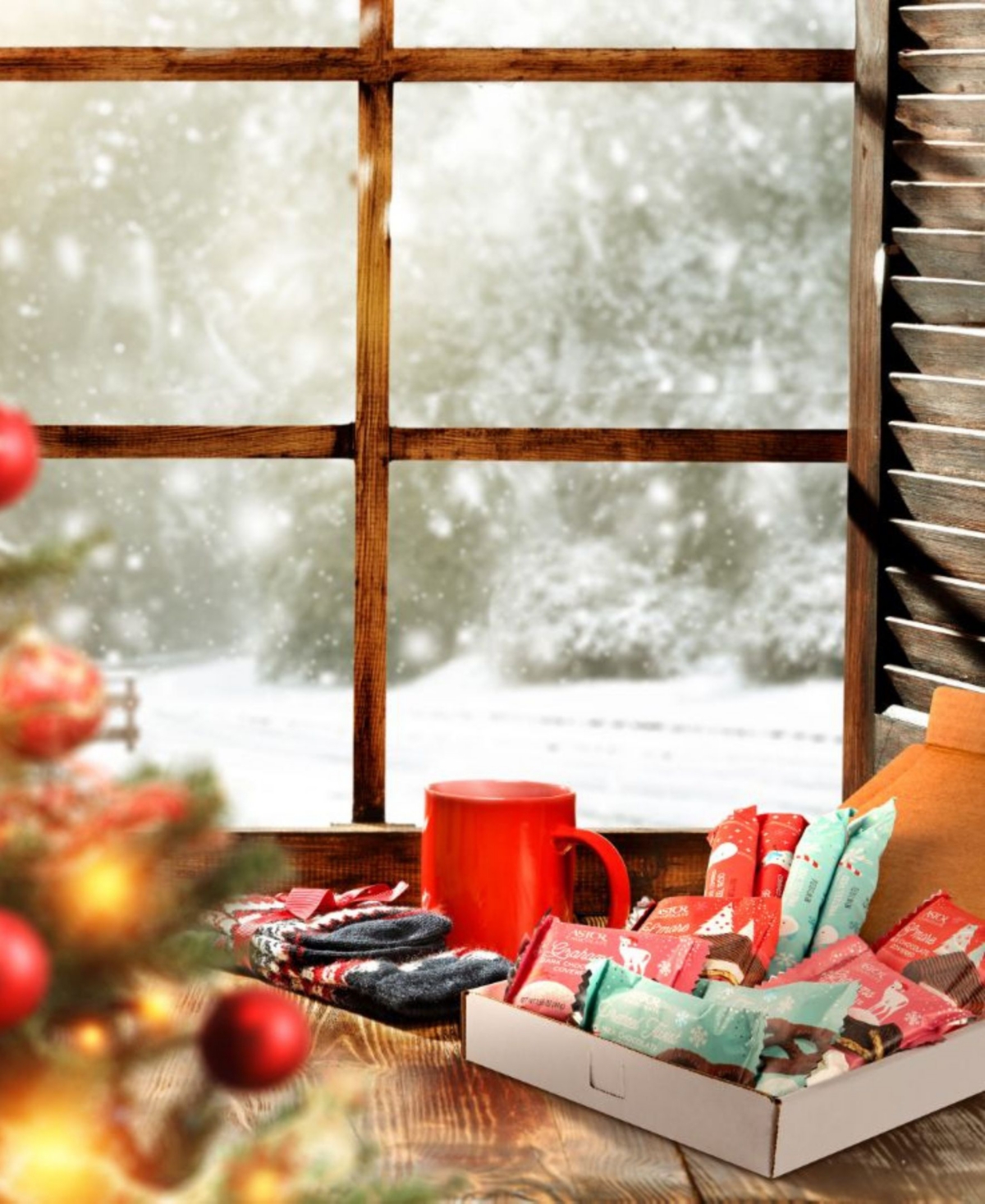 Astor Chocolate Holiday Sampler Box, 10-pc. In Transparent