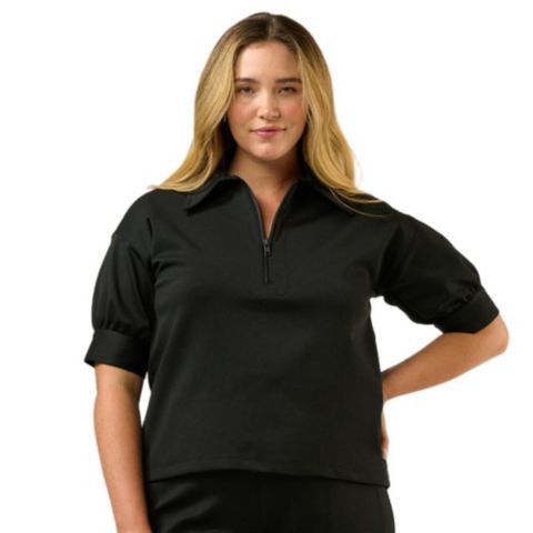 Женский топ ESTELLE Plus Size Jolene Ponte Collared Zip-Up Short Sleeve, цвет: Чёрный