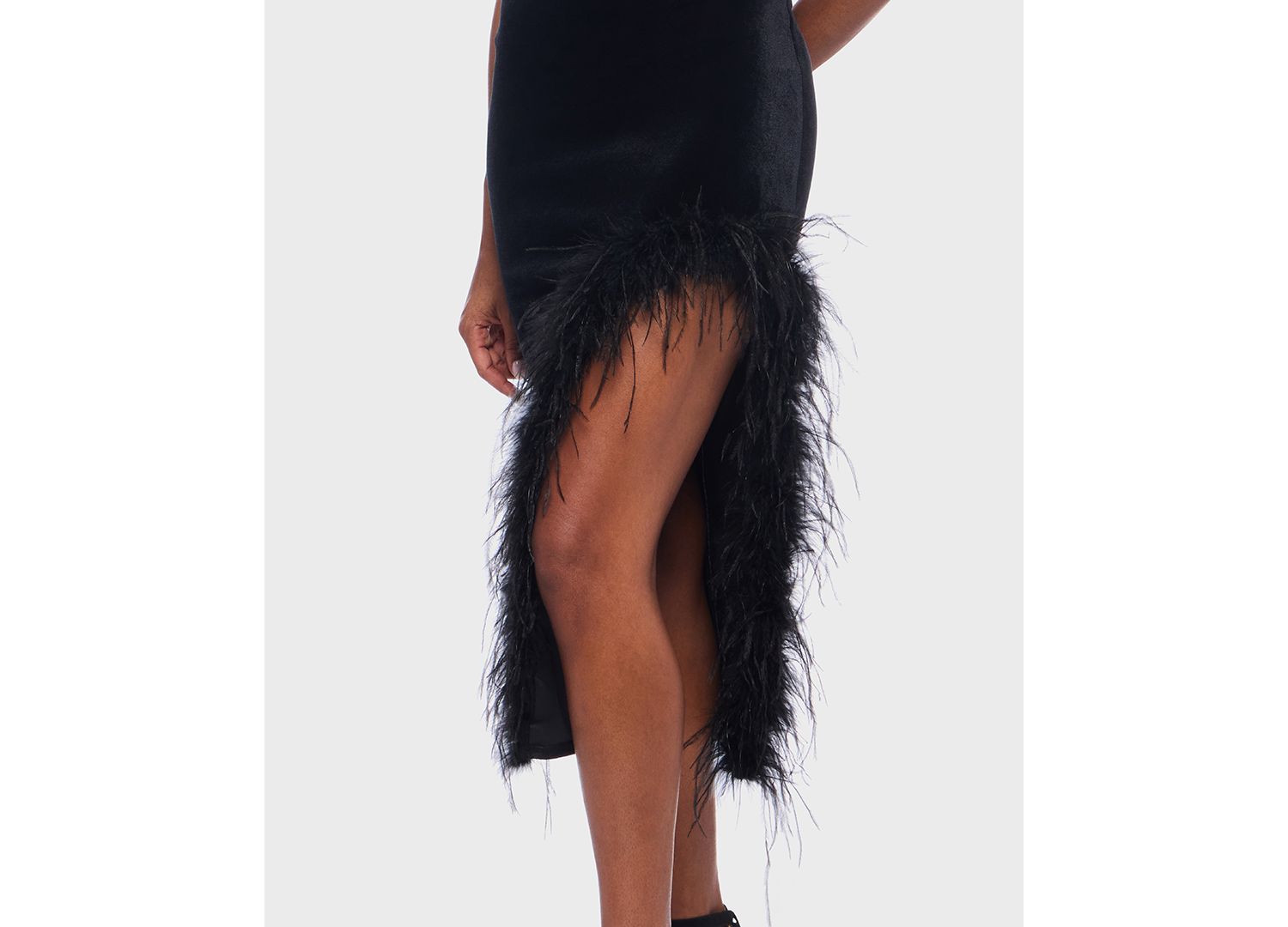Junior's Strapless Midi Feather Dress
