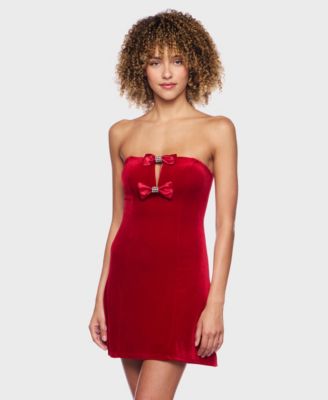 Juniors' Strapless V-Neck Fitted Dress