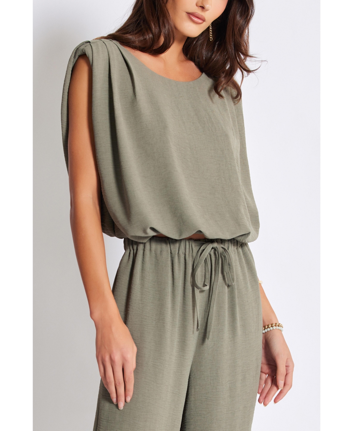 Bishop + Young Women's Serafina Round Neck Top