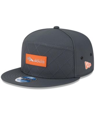 New Era - Men's Charcoal Denver Broncos 2025 Sideline Cold Weather Split Panel 9FIFTY Snapback Hat