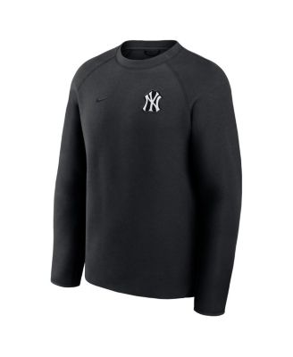 Men's Black New York Yankees Tech Fleece Raglan Sweatshirt