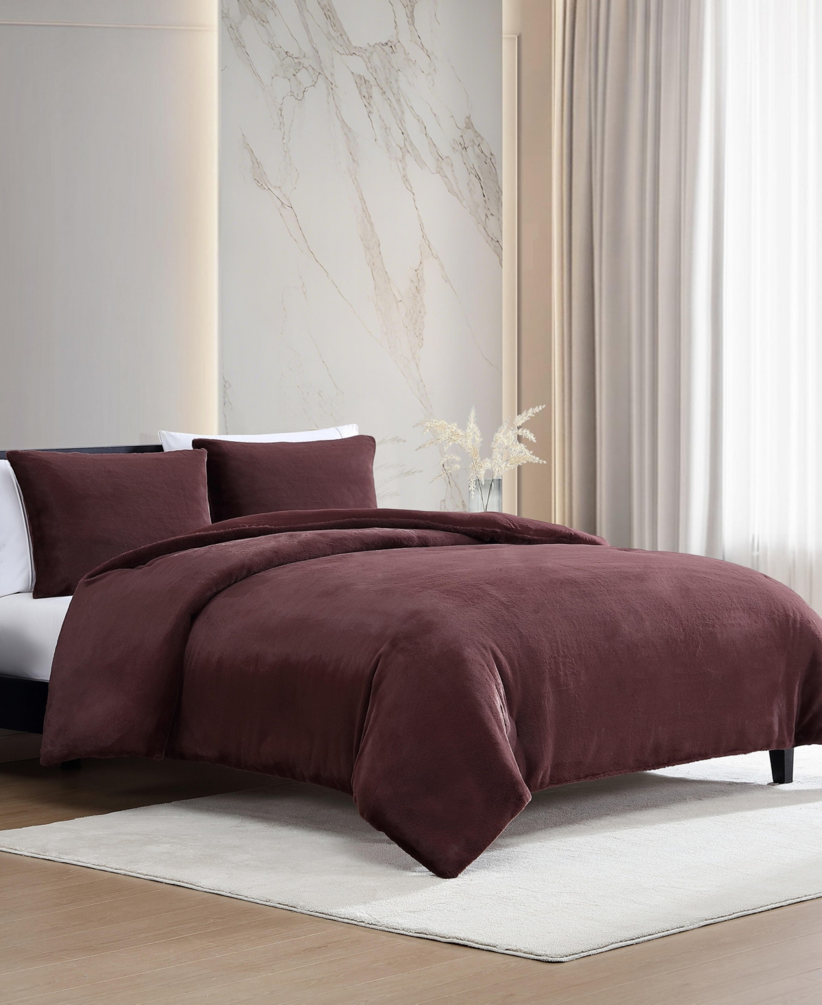 Vera Wang Signature Solid Faux Fur 3-pc. Comforter Set, King In Burgundy